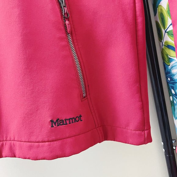 Marmot Furlong Fleece Lined Soft Shell Jacket With Fur Hood (L) - Picture 6 of 10